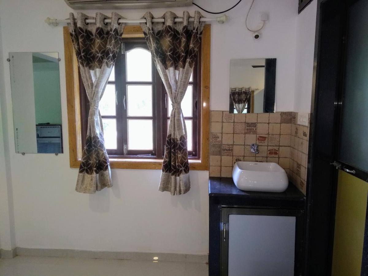 DSK Studio Apartment, Siolim, Goa. Esterno foto